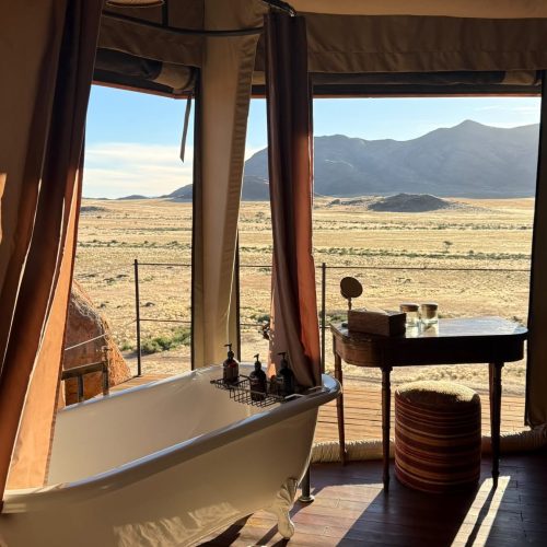 NAMIB DESERT & SONOP SAFARI EXPERIENCE. LUXURY